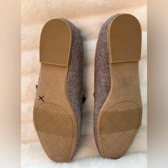 Jellypop Women's Tweed Mary Jane Flats - Picture 8 of 8